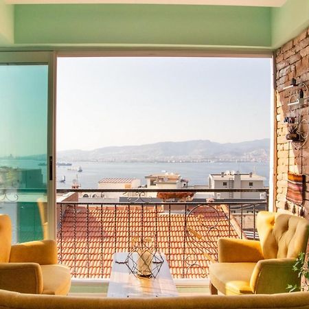 Flat With Great View And Central Location In Konak Izmir Exteriör bild