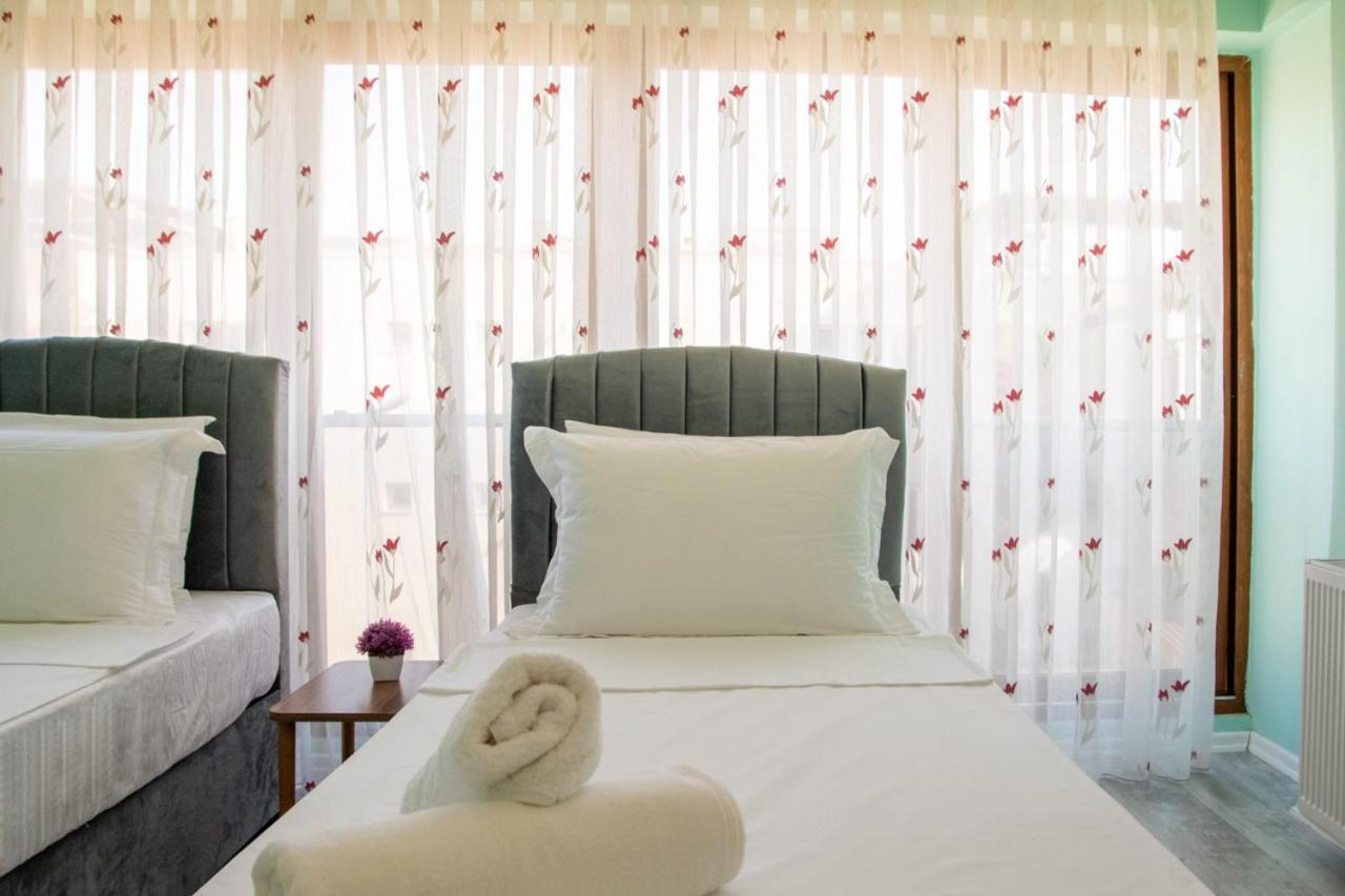 Flat With Great View And Central Location In Konak Izmir Exteriör bild